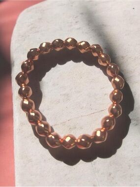 Rose Gold Copper Beaded Stretch Bracelet - @CindyLavigne